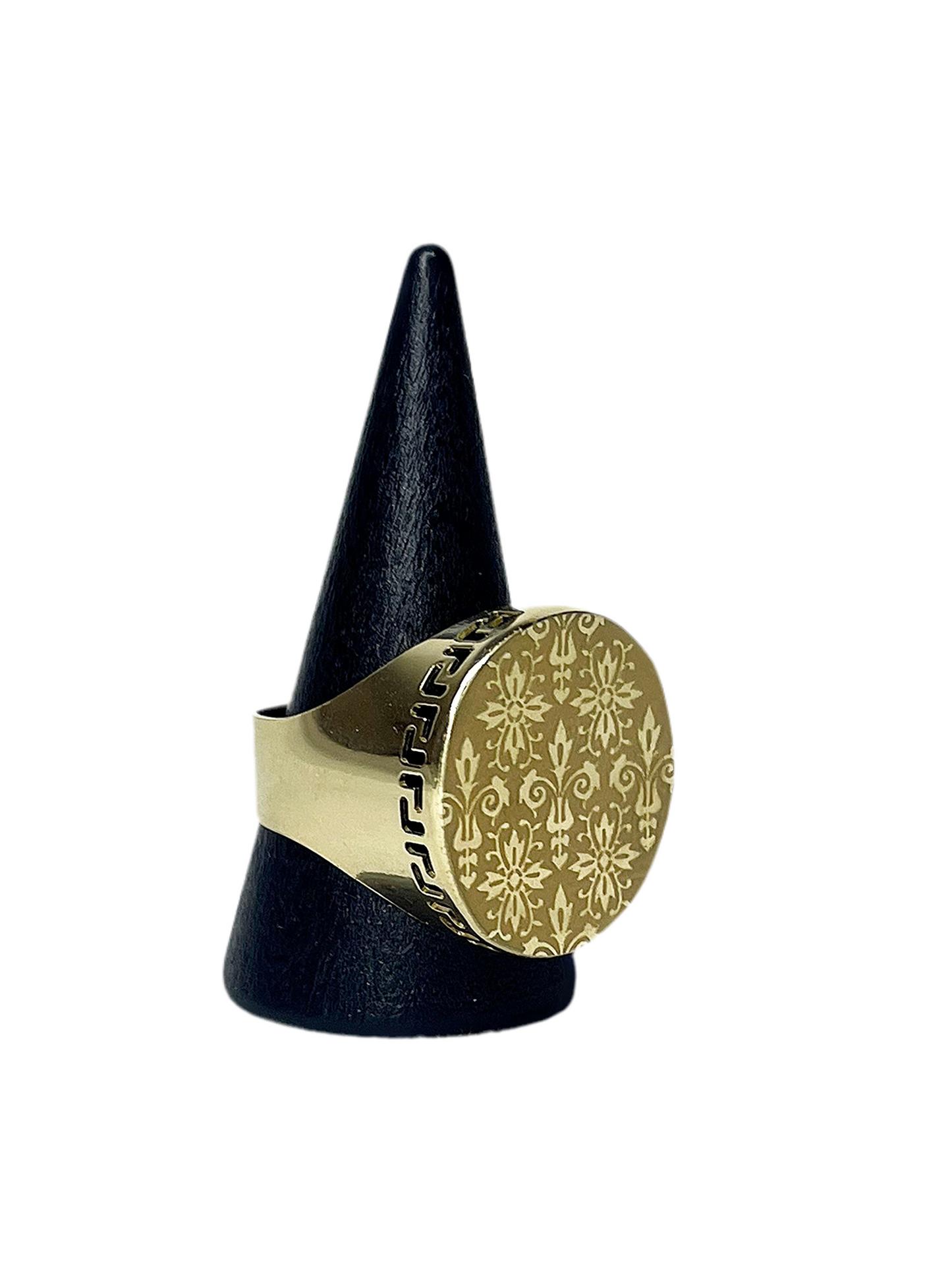 Chevalière ronde lys
