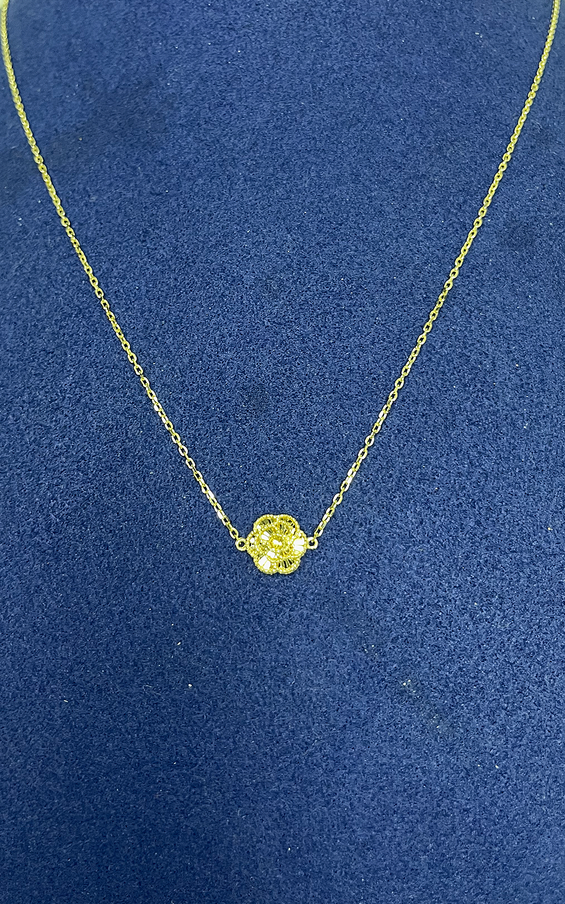 Collier chaîne forcat fleur ciselé