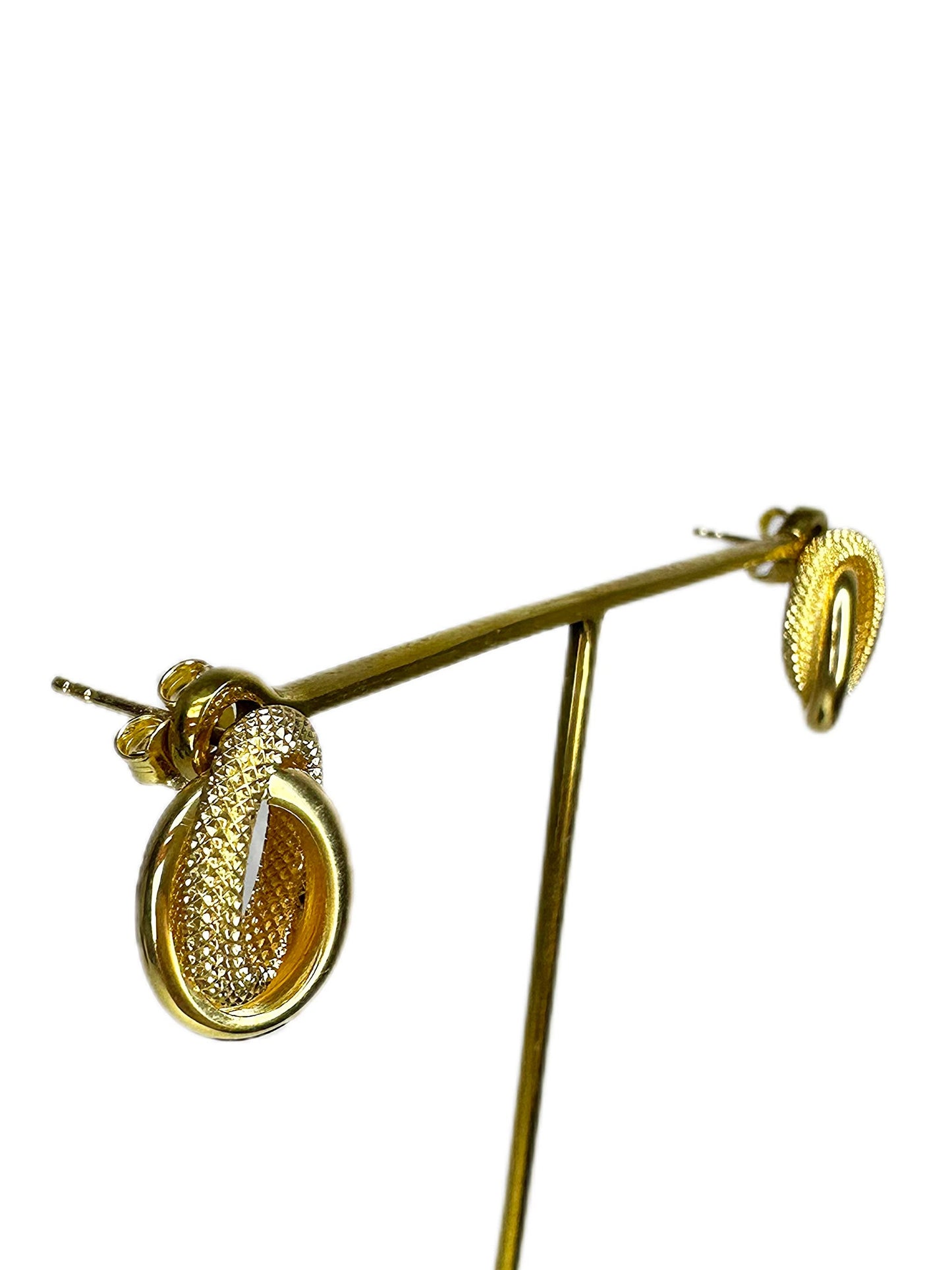 Anneaux entrelacés 10x16mm