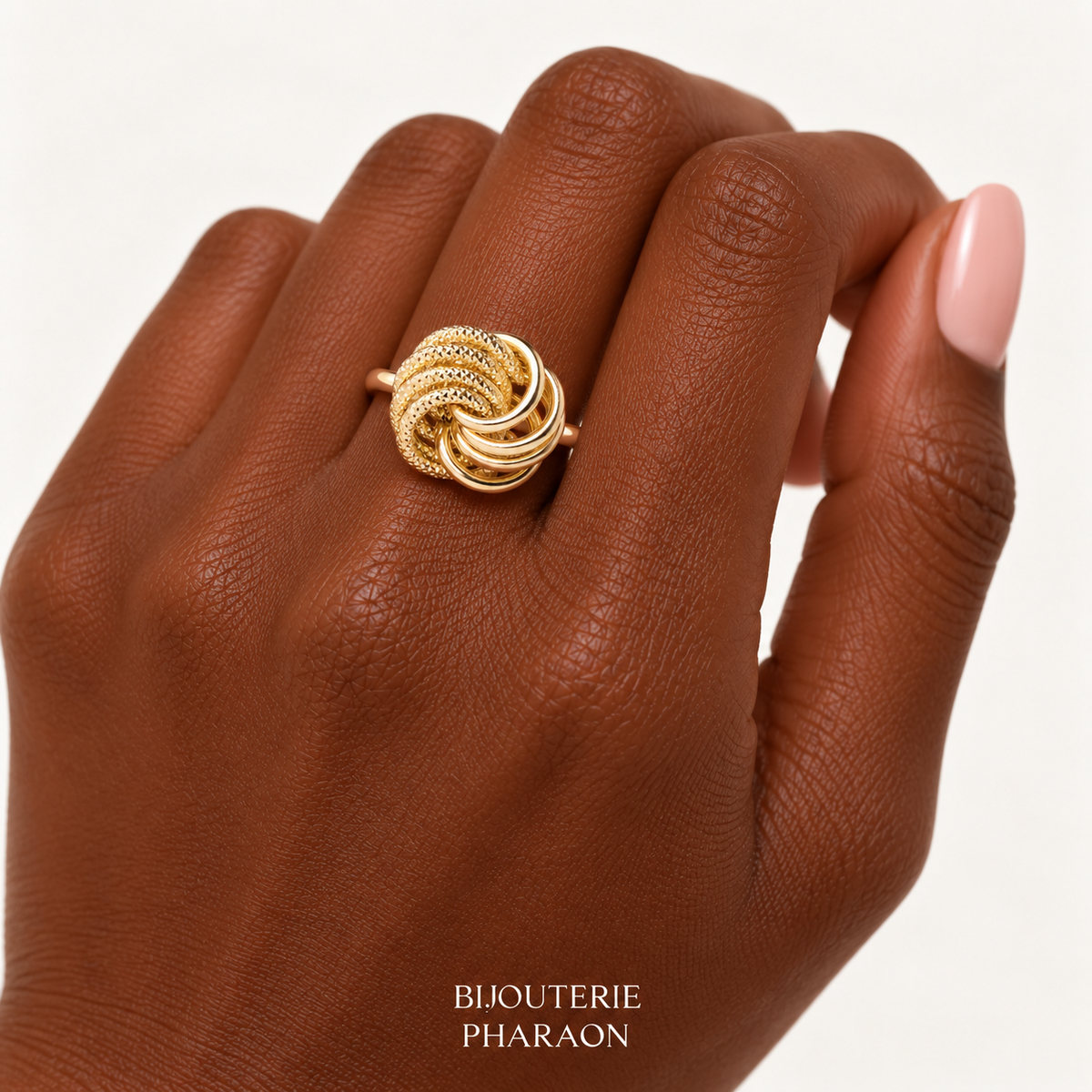 Bague rosette lisse piqué | taille M