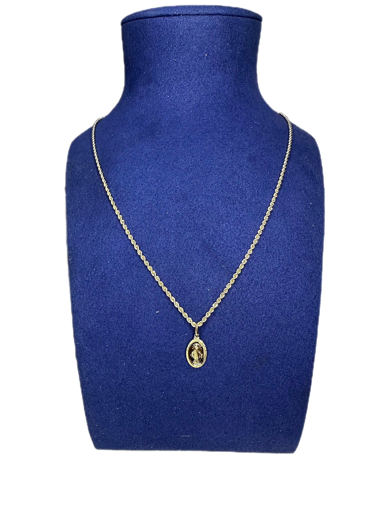 Collier corde pend miraculeuse