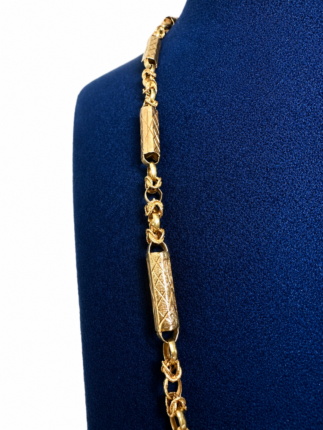 Collier suriname