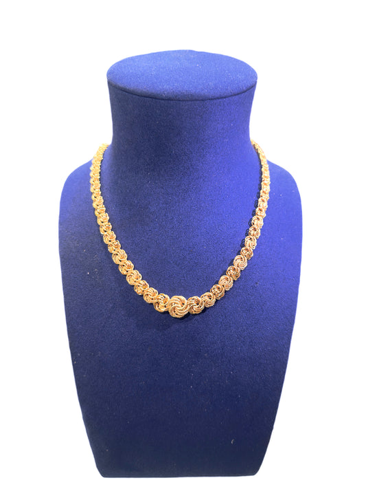 Collier macaron chute lisse piqué
